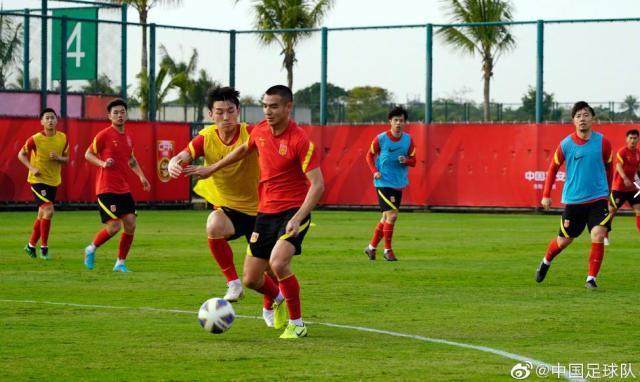 1646868542300062657.jpg 国足.jpg