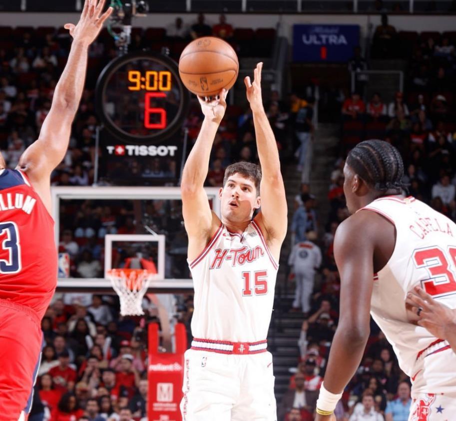 鲸鱼体育电脑版-火箭胜灰熊，乌度卡再次变阵！首发4前锋+单中锋，奥科吉降为替补