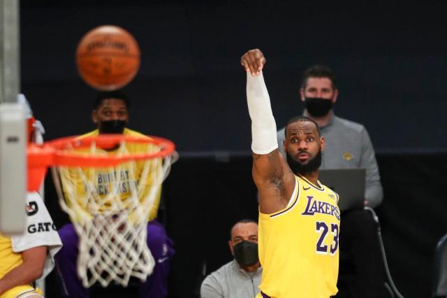 鲸鱼体育平台-詹眉伤情、引援补强 湖人退无可退开启关键冲刺期